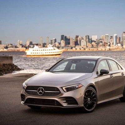 MERCEDES-BENZ A Class 200 2020