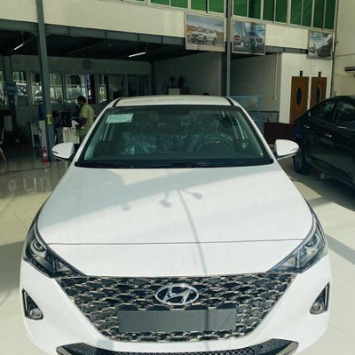 HYUNDAI Accent 2022